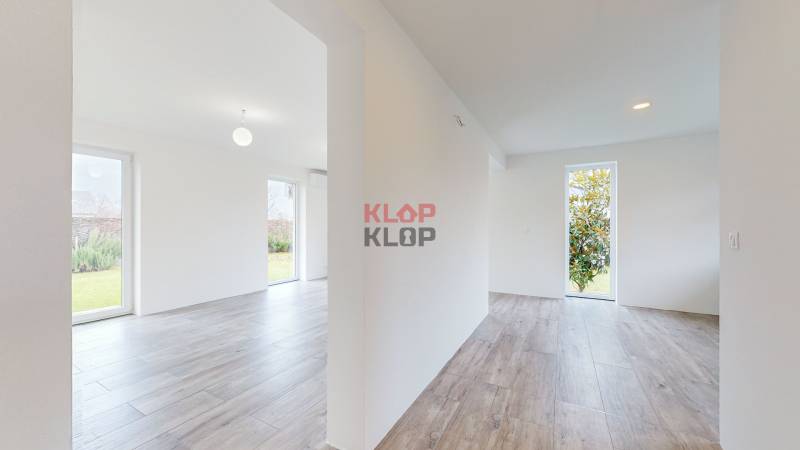 predaj rodinný dom Kvetoslavov novostavba Slivková ulica realitná kancelária KLOP KLOP
