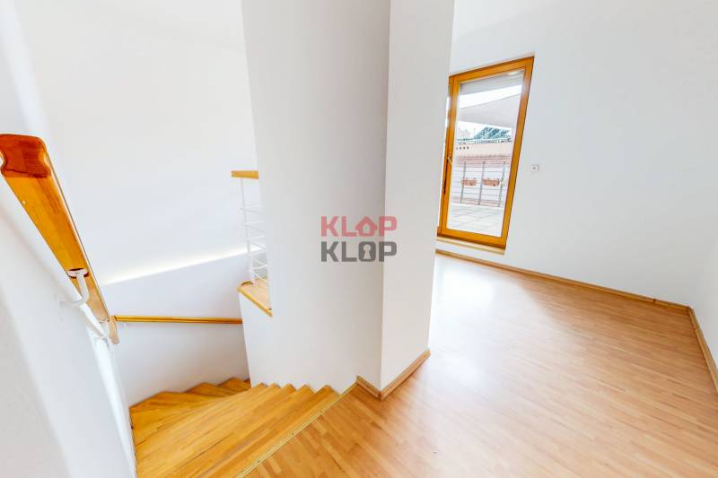 predaj 5 izbový byt Klemensova ulica mezonet terasa novostavba bratislava staré mesto realitná kancelária klopklop klop klop