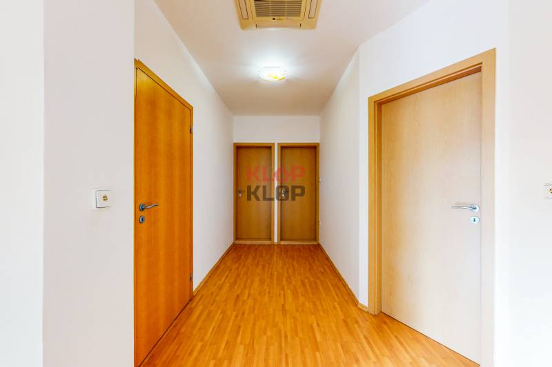 predaj 5 izbový byt Klemensova ulica mezonet terasa novostavba bratislava staré mesto realitná kancelária klopklop klop klop