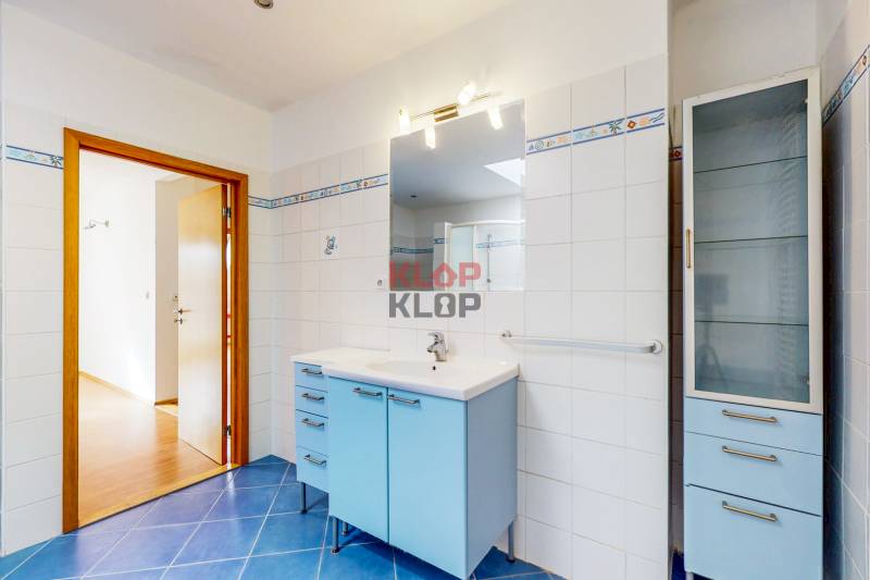 predaj 5 izbový byt Klemensova ulica mezonet terasa novostavba bratislava staré mesto realitná kancelária klopklop klop klop