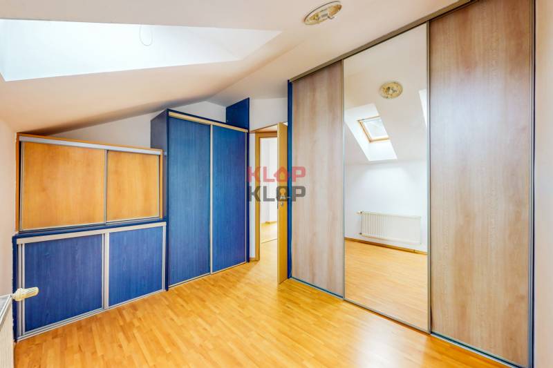 predaj 5 izbový byt Klemensova ulica mezonet terasa novostavba bratislava staré mesto realitná kancelária klopklop klop klop