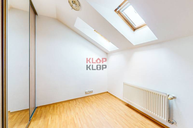 predaj 5 izbový byt Klemensova ulica mezonet terasa novostavba bratislava staré mesto realitná kancelária klopklop klop klop