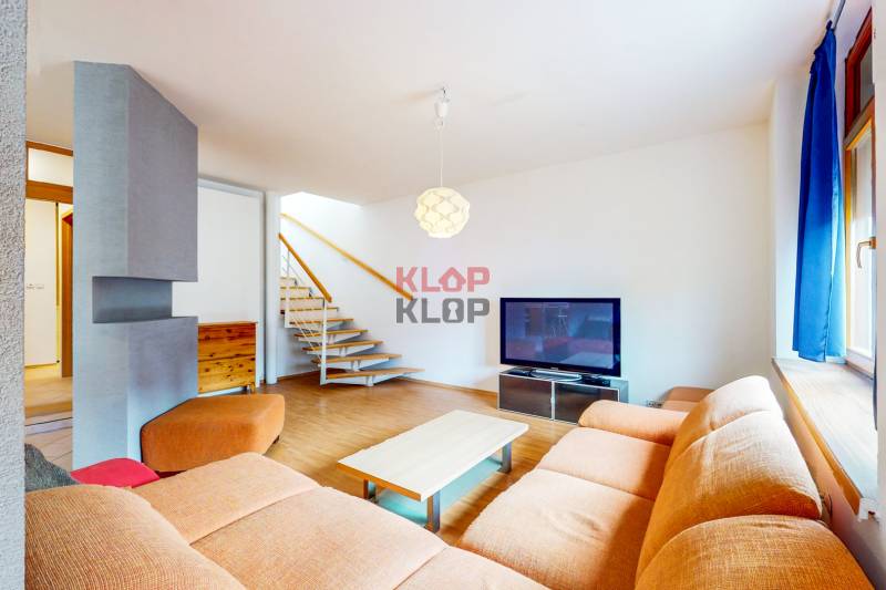 predaj 5 izbový byt Klemensova ulica mezonet terasa novostavba bratislava staré mesto realitná kancelária klopklop klop klop