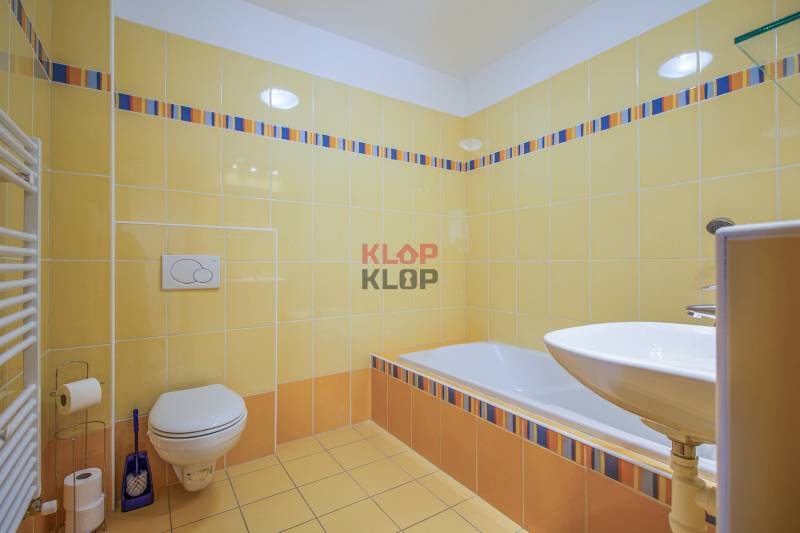 Kúpte si JEDINEČNÝ 5i byt, MEZONET, s 2x KÚPEĽŇOU, BALKÓNOM a PIVNICOU