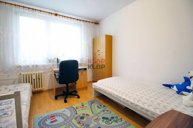 prenájom 3 izbový byt bratislava karlova ves dúbravka valachova realitná kancelária klopklop klop klop