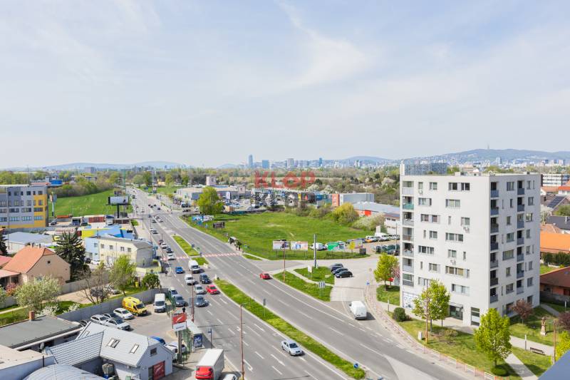 predaj 4 izbový byt Kazanská ulica Mendelsohn loggia novostavba bratislava podunajské biskupice realitná kancelária klopklop klop klop