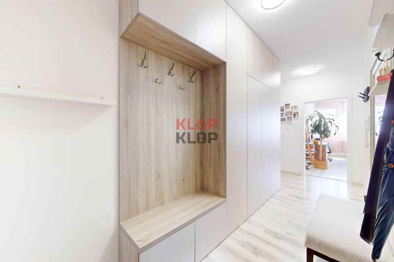predaj 4 izbový byt Kazanská ulica Mendelsohn loggia novostavba bratislava podunajské biskupice realitná kancelária klopklop klop klop