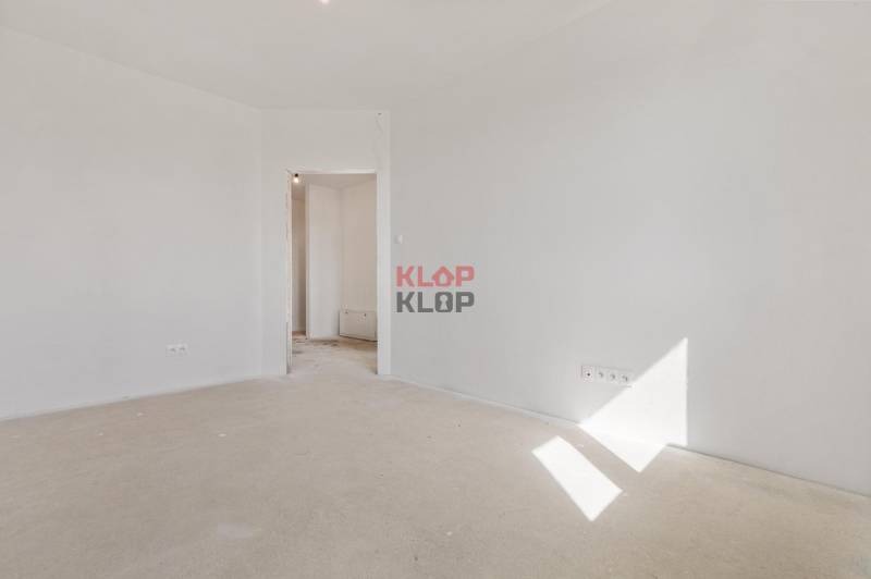 3D OBHLIADKA – MODERNÝ, PRIESTRANNÝ 4-izbový RD s terasou, NOVOSTAVBA