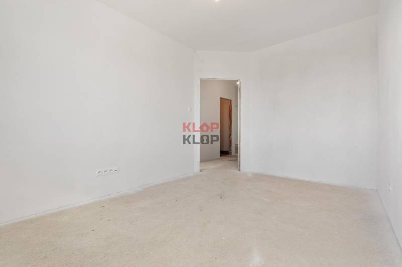 3D OBHLIADKA – MODERNÝ, PRIESTRANNÝ 4-izbový RD s terasou, NOVOSTAVBA