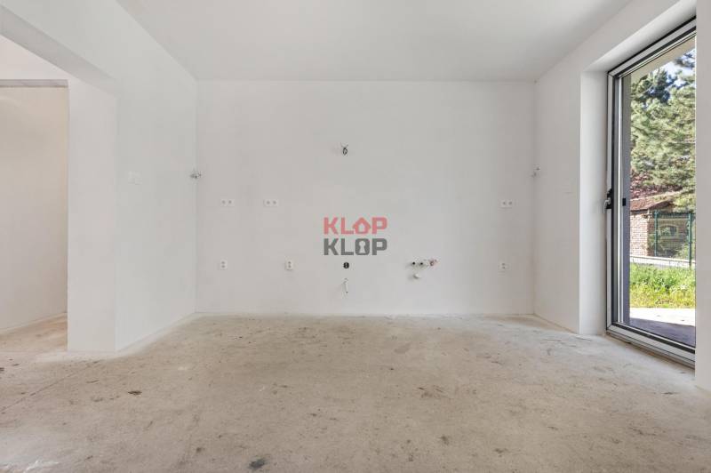 3D OBHLIADKA – MODERNÝ, PRIESTRANNÝ 4-izbový RD s terasou, NOVOSTAVBA