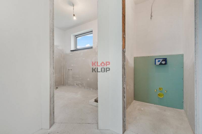 3D OBHLIADKA – MODERNÝ, PRIESTRANNÝ 4-izbový RD s terasou, NOVOSTAVBA