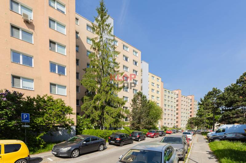 predaj 2 izbový byt bratislava dúbravka kpt. rašu kapitána rašu realitná kancelária klop klop 