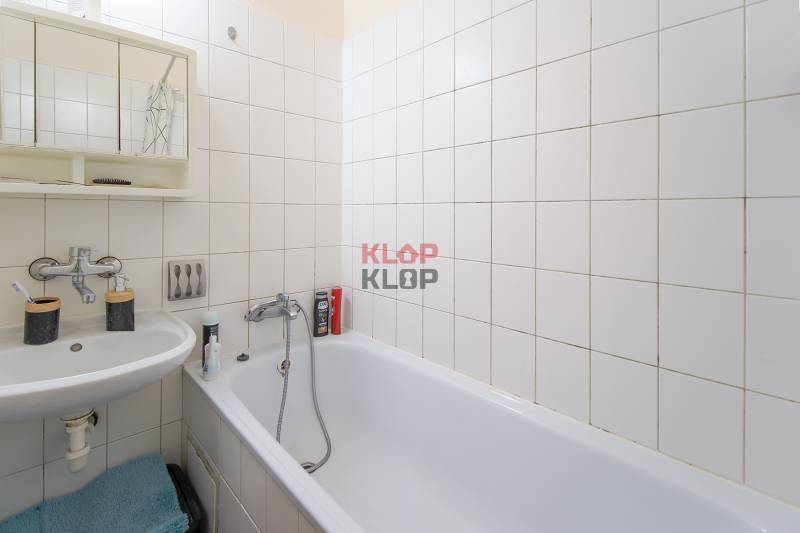 Kúpte si TICHÝ, VEĽKORYSÝ 1i byt s BALKÓNOM a výhľadom na Kamzík