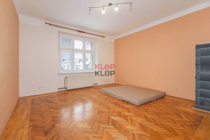 Kúpte si ÚTULNÝ 2i byt s BALKÓNOM a PIVNICOU pri Račianskom mýte
