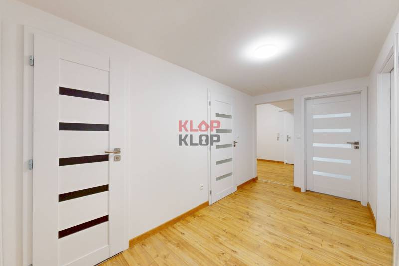 predaj 4 izbový byt bratislava ružinov líščie nivy kompletná rekonštrukcia terasa záhradka realitná kancelária klop klop 