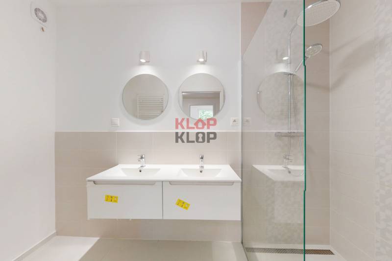 apredaj 4 izbový byt bratislava ružinov líščie nivy kompletná rekonštrukcia terasa záhradka realitná kancelária klop klop 