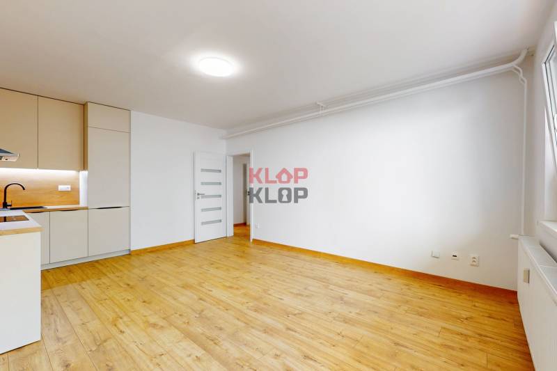 predaj 4 izbový byt bratislava ružinov líščie nivy kompletná rekonštrukcia terasa záhradka realitná kancelária klop klop 