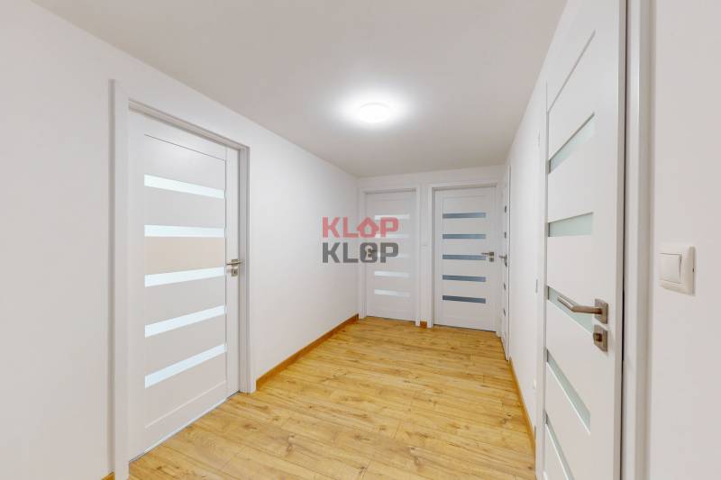 predaj 4 izbový byt bratislava ružinov líščie nivy kompletná rekonštrukcia terasa záhradka realitná kancelária klop klop 
