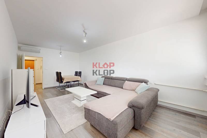 predaj 2 izbový byt bratislava karlova ves jurigovo námestie tehla kompletná rekonštrukcia terasa realitná kancelária klopklop klop klop