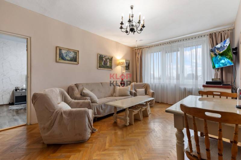 Kúpte si SVETLÝ, PRÍJEMNÝ 3i byt s BALKÓNOM a PIVNICOU, PEKNÝ VÝHĽAD