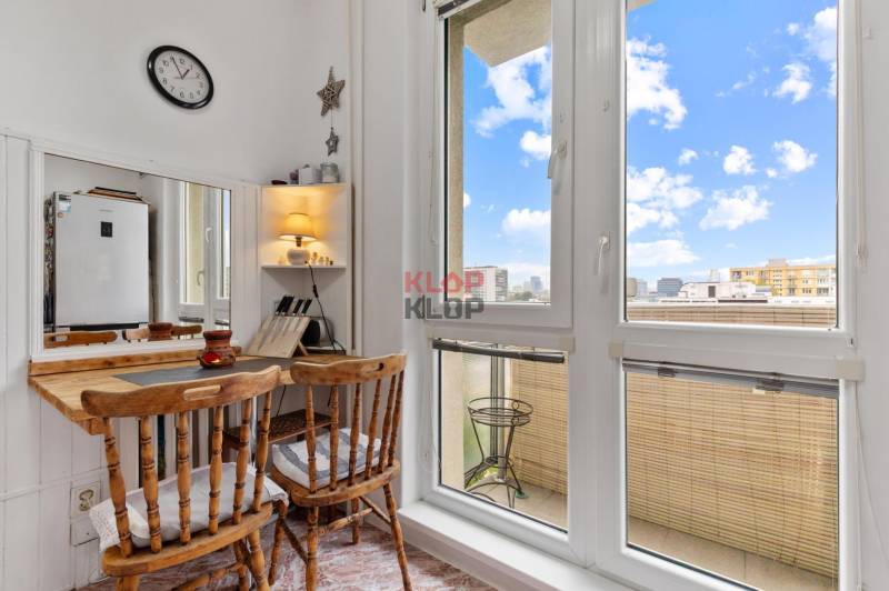 Kúpte si SVETLÝ, PRÍJEMNÝ 3i byt s BALKÓNOM a PIVNICOU, PEKNÝ VÝHĽAD