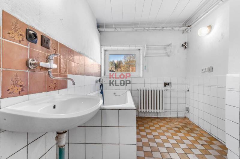 Kúpte si VEĽKÝ 5i RD na OPTIMÁLNOM POZEMKU v SKVELEJ LOKLALITE