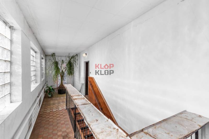 Kúpte si VEĽKÝ 5i RD na OPTIMÁLNOM POZEMKU v SKVELEJ LOKLALITE