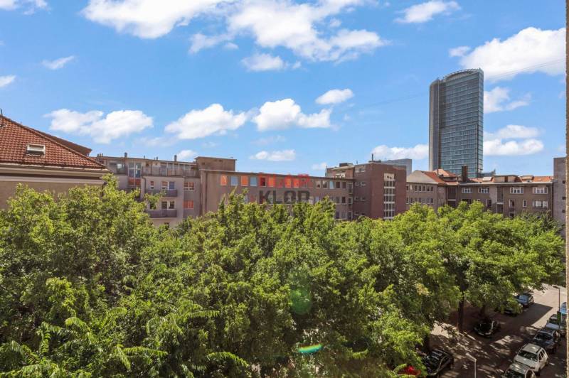 Kúpte si UNIKÁTNY 2i byt (MOŽNOSŤ 3i), LODŽIA, KLÍMA a VEĽKÁ PIVNICA