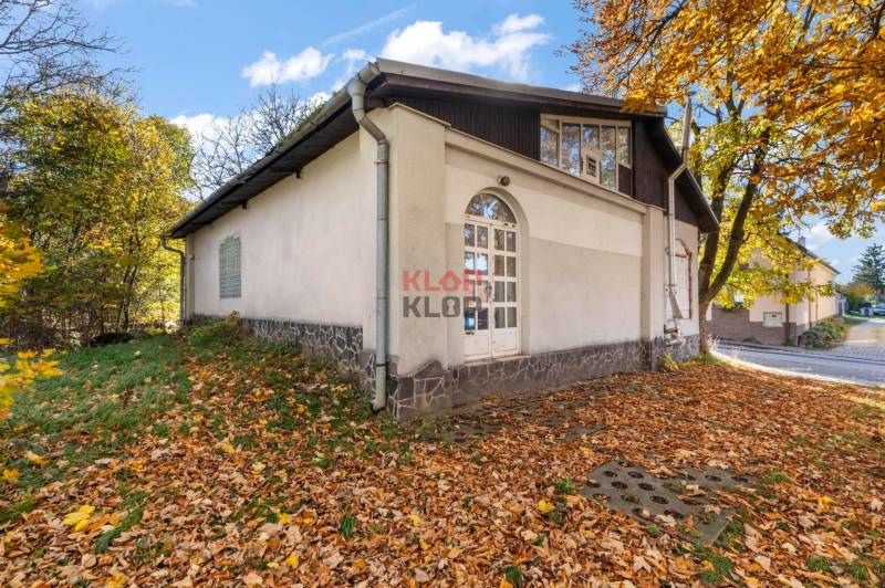 Kúpte si BUDOVU s 1i BYTOM s MOŽNOSŤOU RD v CENTRE VRBOVIEC