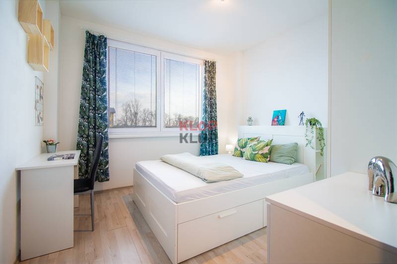 Prenajmite si PEKNÝ, SVETLÝ 2-izbový byt so ZARIADENÍM 