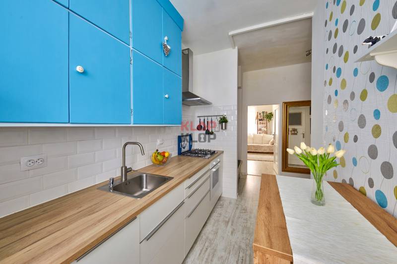 apredaj 2 izbový byt bratislava historické centrum pešia zóna staré mesto nedbalova ulica realitná kancelária klopklop klop klop