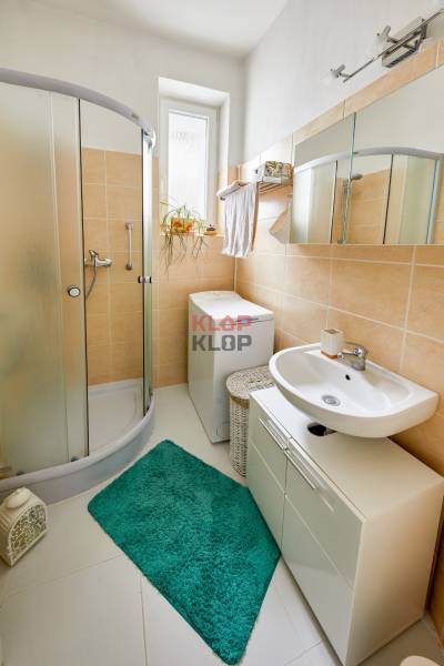 predaj 2 izbový byt bratislava historické centrum pešia zóna staré mesto nedbalova ulica realitná kancelária klopklop klop klop