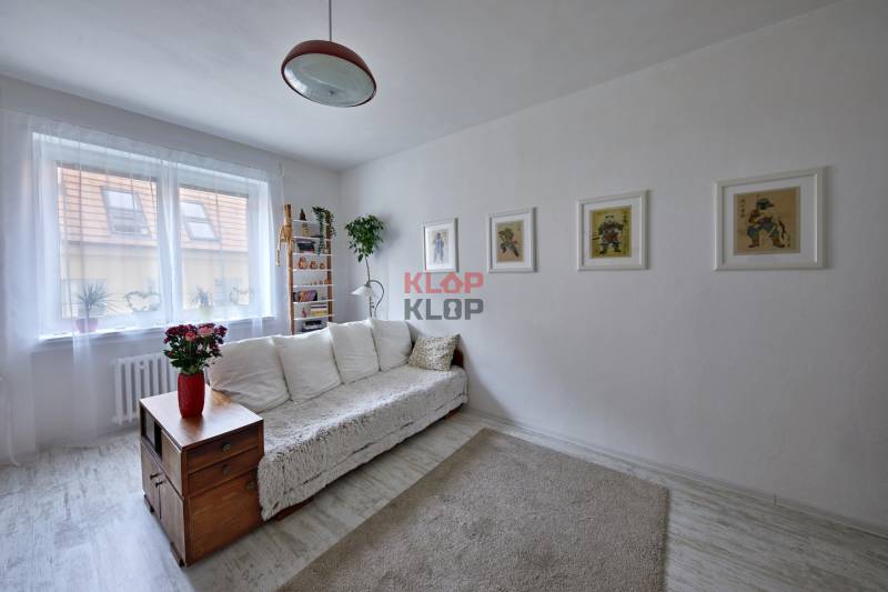 predaj 2 izbový byt bratislava historické centrum pešia zóna staré mesto nedbalova ulica realitná kancelária klopklop klop klop