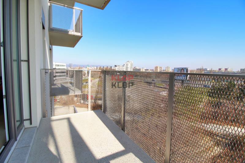 aprenájom bratislava ružinov novostavba rozeta klincová parking realitná kancelária klopklop klop klop