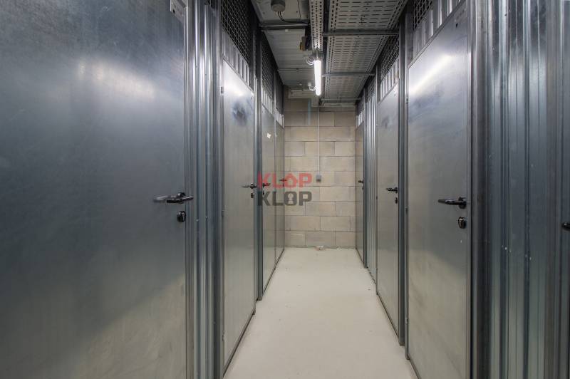 Pozrite si NADŠTANDARDNÝ 2i byt s VEĽKOU ZASKLENOU LODŽIOU v ZWIRN 3