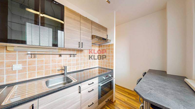 prenájom 1 izbový byt bratislava dúbravka karola adlera realitná kancelária klop klop klopklop