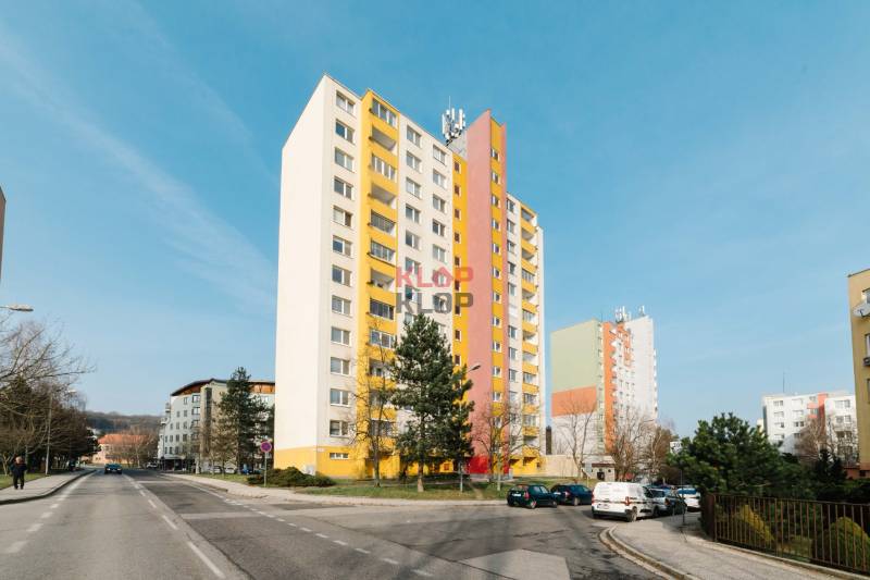 prenájom 1 izbový byt bratislava dúbravka karola adlera realitná kancelária klop klop klopklop