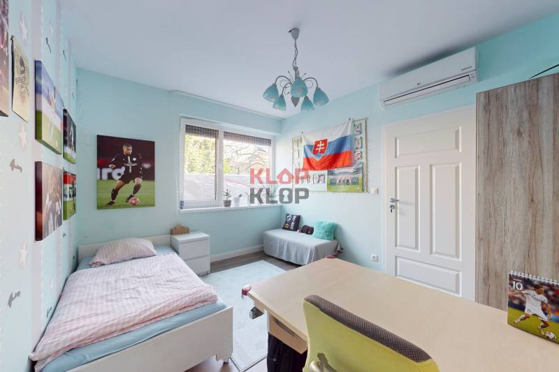 predaj rodinný dom novostavba bungalov rovinka realitná kancelária klop klop klopklop