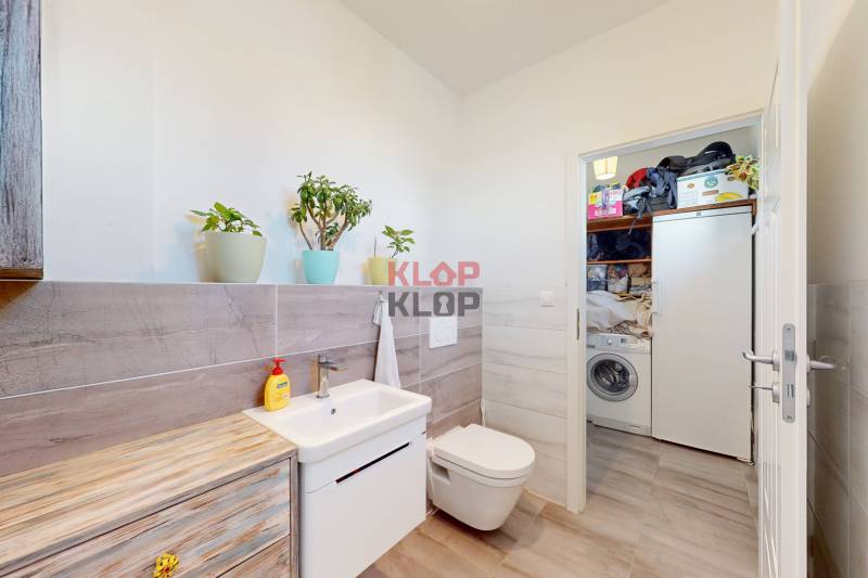 predaj rodinný dom novostavba bungalov rovinka realitná kancelária klop klop klopklop