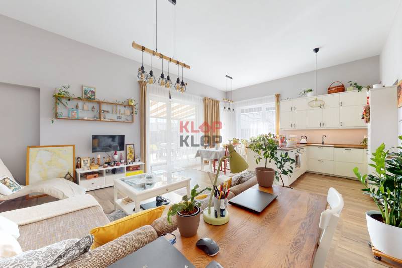 predaj rodinný dom novostavba bungalov rovinka realitná kancelária klop klop klopklop