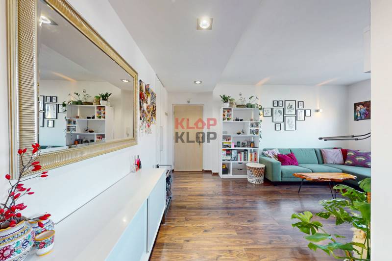 predaj 2 izbový byt bratislava rača cyprichová rekonštrukcia tichý loggia balkón realitná kancelária klopklop klop klop