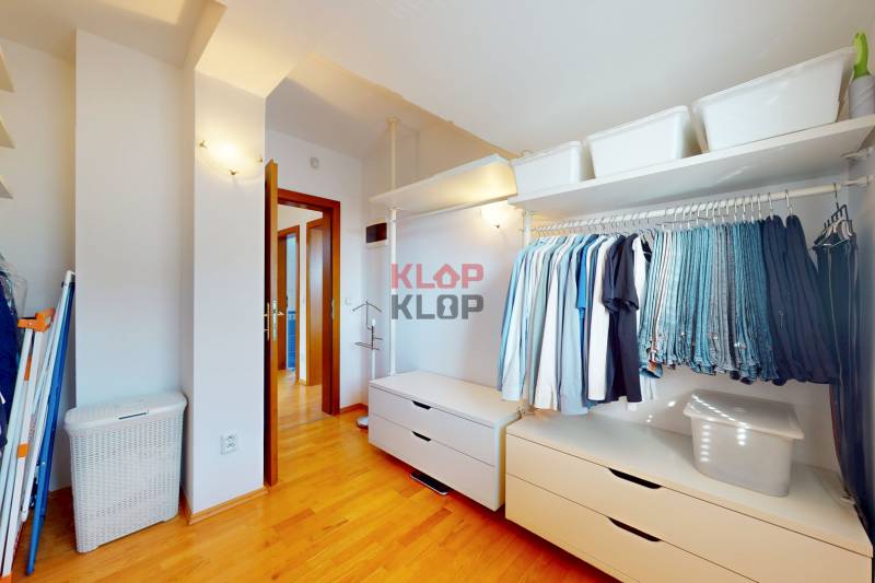 predaj rodinný dom vajnory šuty novostavba veľký pozemok realitná kancelária klop klop klop klop