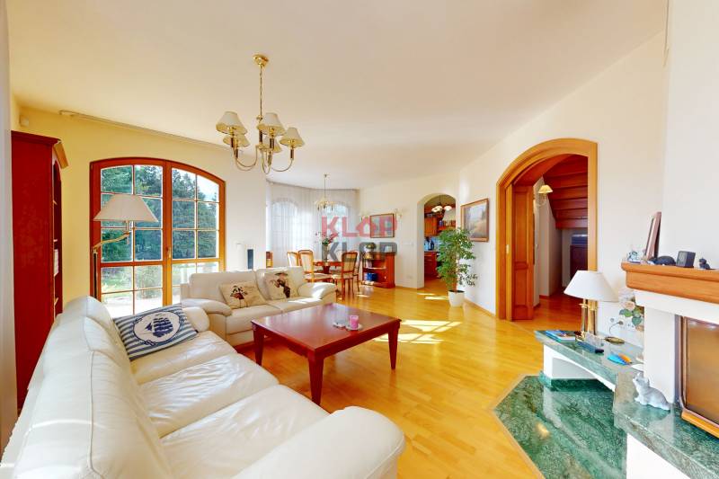 predaj rodinný dom vajnory šuty novostavba veľký pozemok realitná kancelária klop klop klop klop