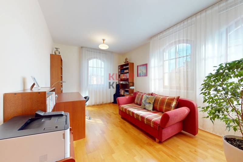 predaj rodinný dom vajnory šuty novostavba veľký pozemok realitná kancelária klop klop klop klop