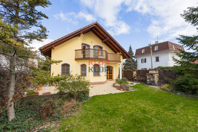 predaj rodinný dom vajnory šuty novostavba veľký pozemok realitná kancelária klop klop klop klop