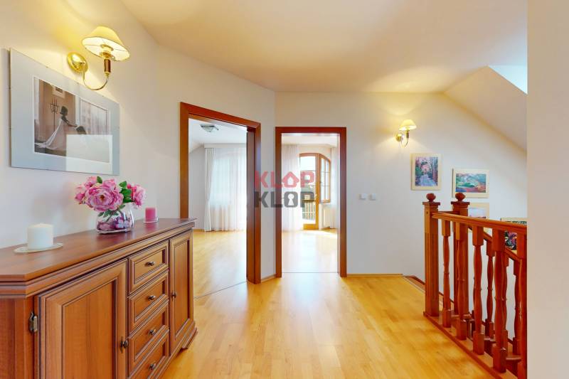 predaj rodinný dom vajnory šuty novostavba veľký pozemok realitná kancelária klop klop klop klop