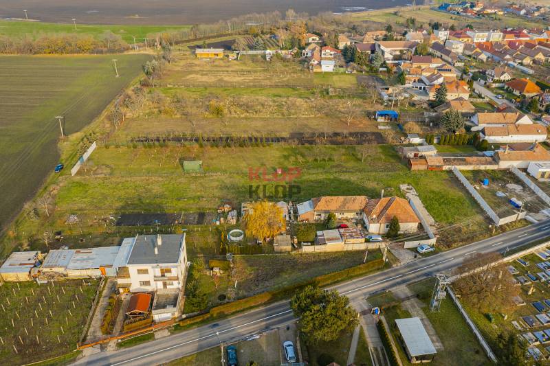 Pozrite si SKVELÝ stavebný pozemok S POVOLENÍM a IS v Pavliciach