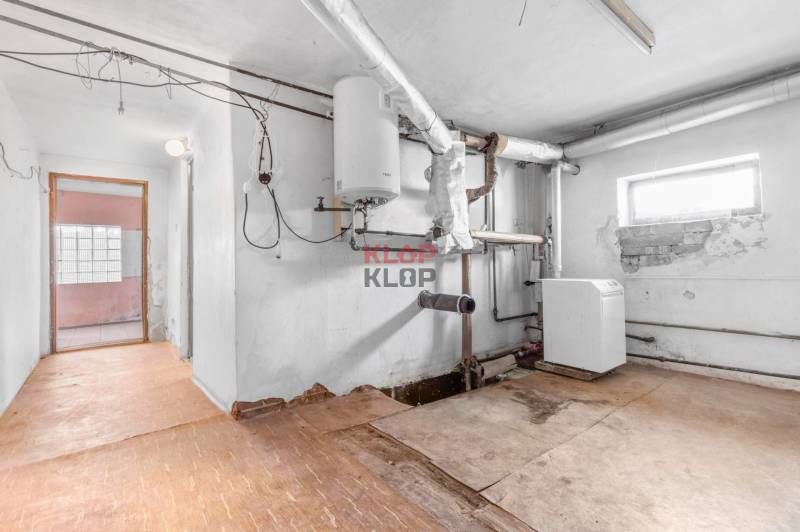 Kúpte si VEĽKÝ 5i RD na OPTIMÁLNOM POZEMKU v SKVELEJ LOKLALITE