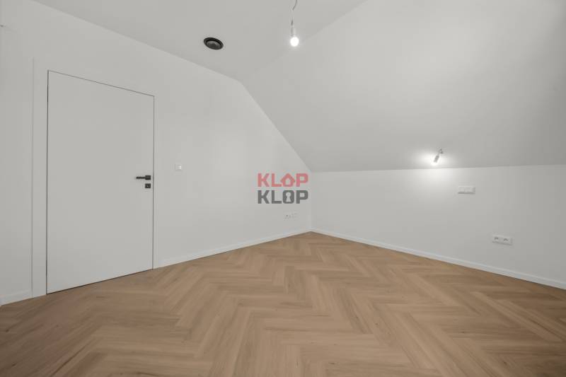 Kúpte si MODERNÝ, IDYLICKÝ 5i RD v NADŠTANDARDE s KRBOM, JAZIERKOM