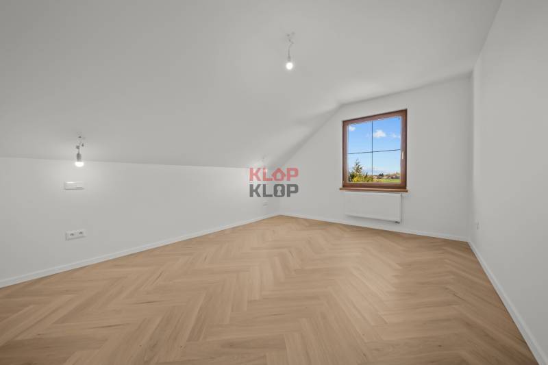 Kúpte si MODERNÝ, IDYLICKÝ 5i RD v NADŠTANDARDE s KRBOM, JAZIERKOM